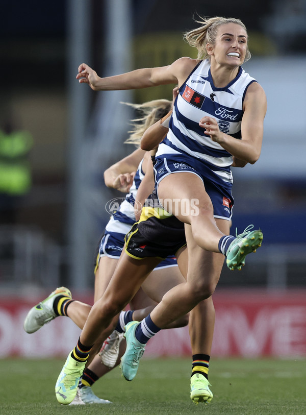 AFLW 2023 Round 09 - Richmond v Geelong - A-44932905