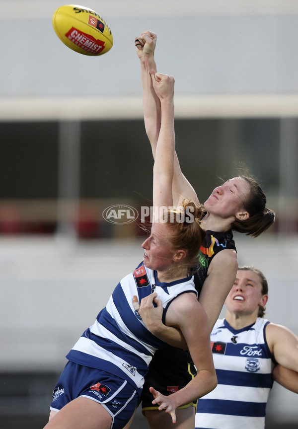 AFLW 2023 Round 09 - Richmond v Geelong - A-44932907