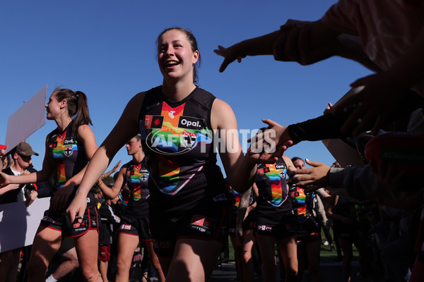 AFLW 2023 Round 09 - St Kilda v Brisbane - A-44932955