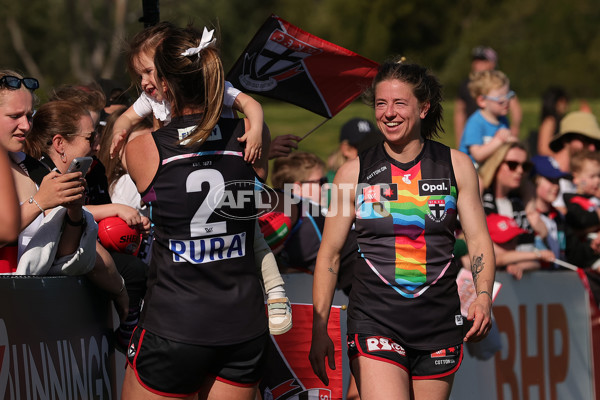 AFLW 2023 Round 09 - St Kilda v Brisbane - A-44932957