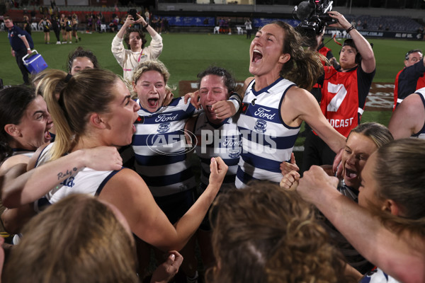 AFLW 2023 Round 09 - Richmond v Geelong - A-44932971