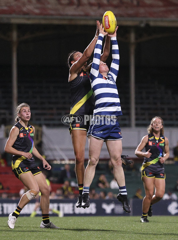 AFLW 2023 Round 09 - Richmond v Geelong - A-44942930