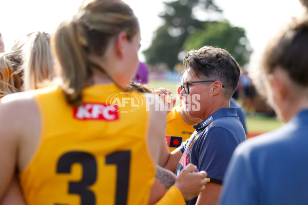 AFLW 2023 Round 09 - Hawthorn v Port Adelaide - A-44945587