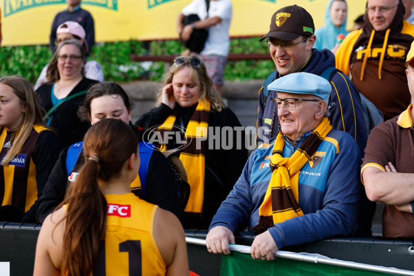 AFLW 2023 Round 09 - Hawthorn v Port Adelaide - A-44950370