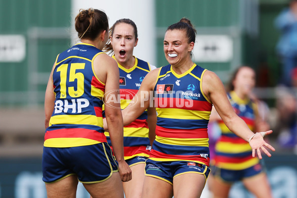 AFLW 2023 Round 09 - Adelaide v North Melbourne - A-44950417