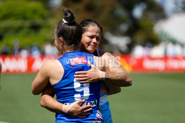 AFLW 2023 Round 10 - Western Bulldogs v North Melbourne - A-44984562