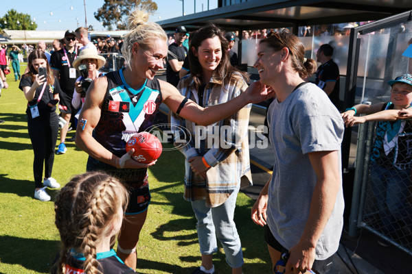 AFLW 2023 Round 10 - Port Adelaide v GWS - A-44995942