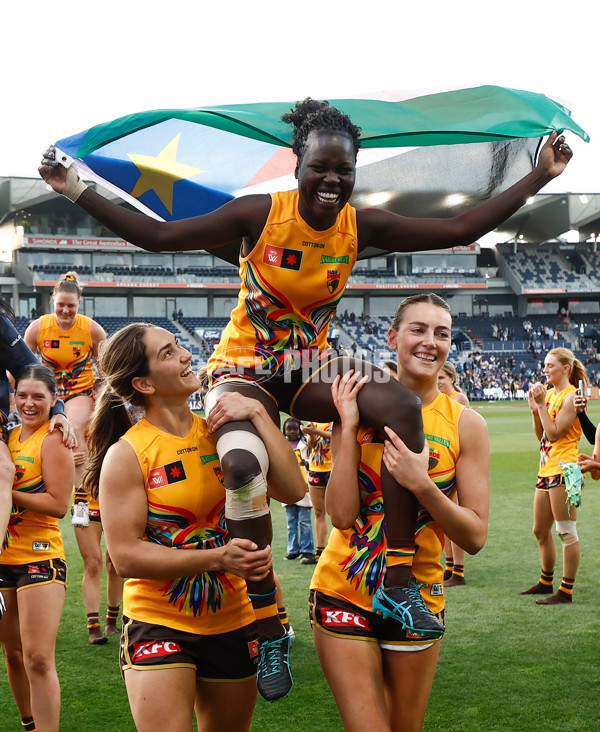 AFLW 2023 Round 10 - Geelong v Hawthorn - A-44995989