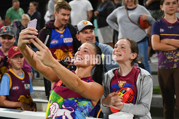 AFLW 2023 Round 10 - Brisbane v Melbourne - A-45001664