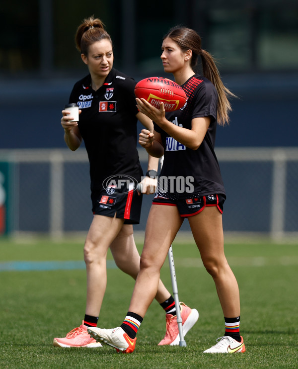 AFLW 2023 Round 10 - Carlton v St Kilda - A-45001717