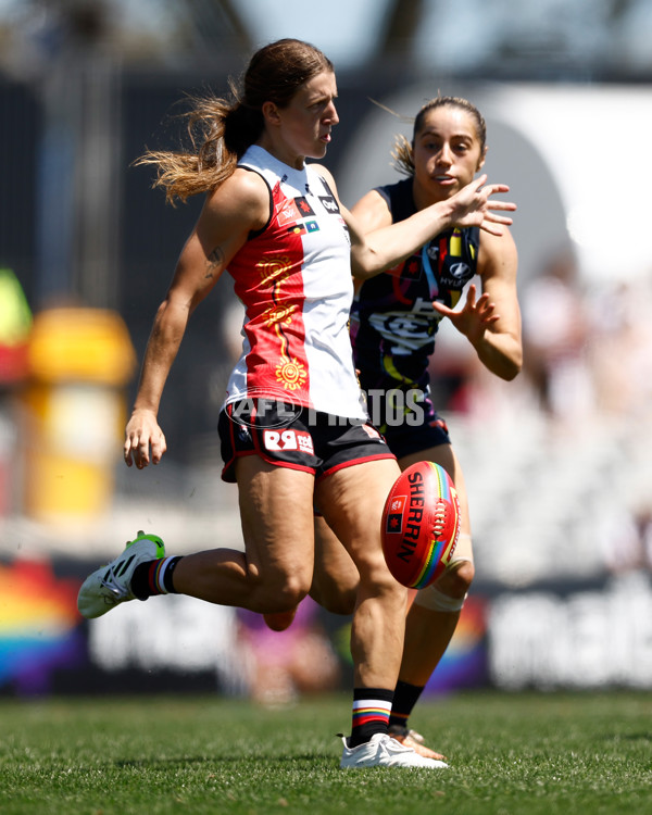 AFLW 2023 Round 10 - Carlton v St Kilda - A-45005055