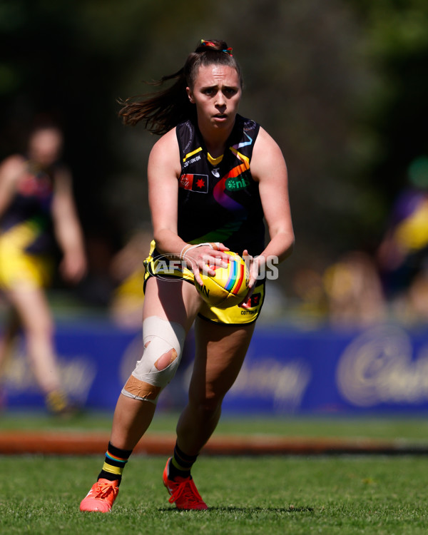 AFLW 2023 Round 10 - Collingwood v Richmond - A-45007686