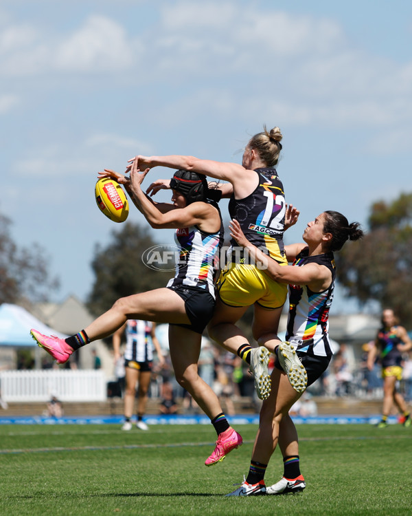 AFLW 2023 Round 10 - Collingwood v Richmond - A-45008382