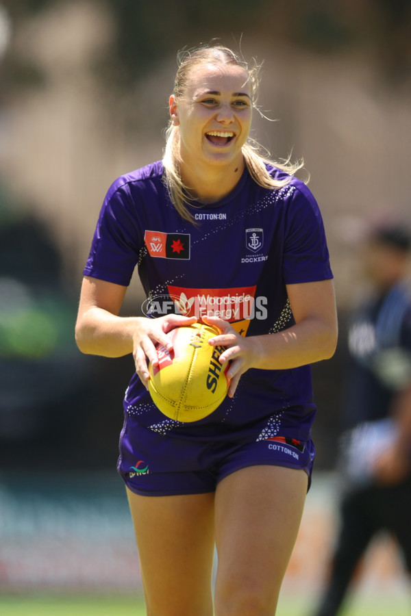 AFLW 2023 Round 10 - Fremantle v Sydney - A-45012378