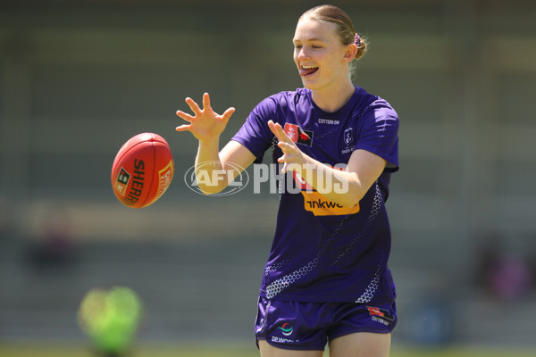 AFLW 2023 Round 10 - Fremantle v Sydney - A-45012384