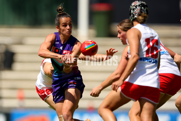 AFLW 2023 Round 10 - Fremantle v Sydney - A-45012421
