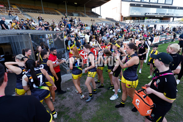 AFLW 2023 Round 10 - Collingwood v Richmond - A-45013422