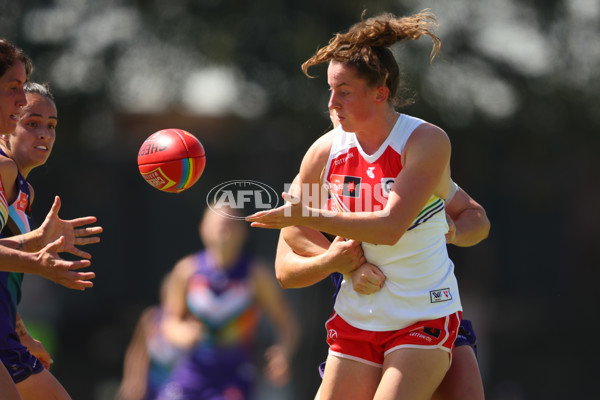 AFLW 2023 Round 10 - Fremantle v Sydney - A-45014841