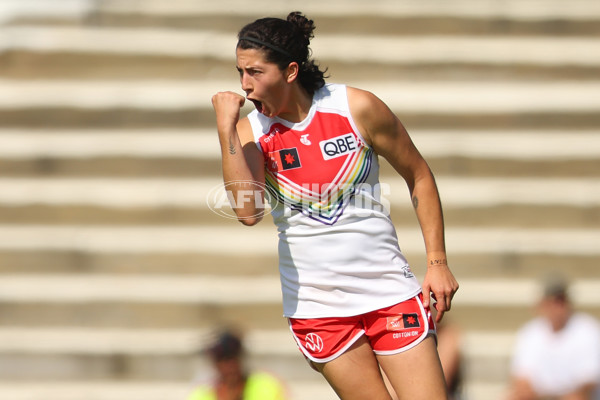 AFLW 2023 Round 10 - Fremantle v Sydney - A-45016017