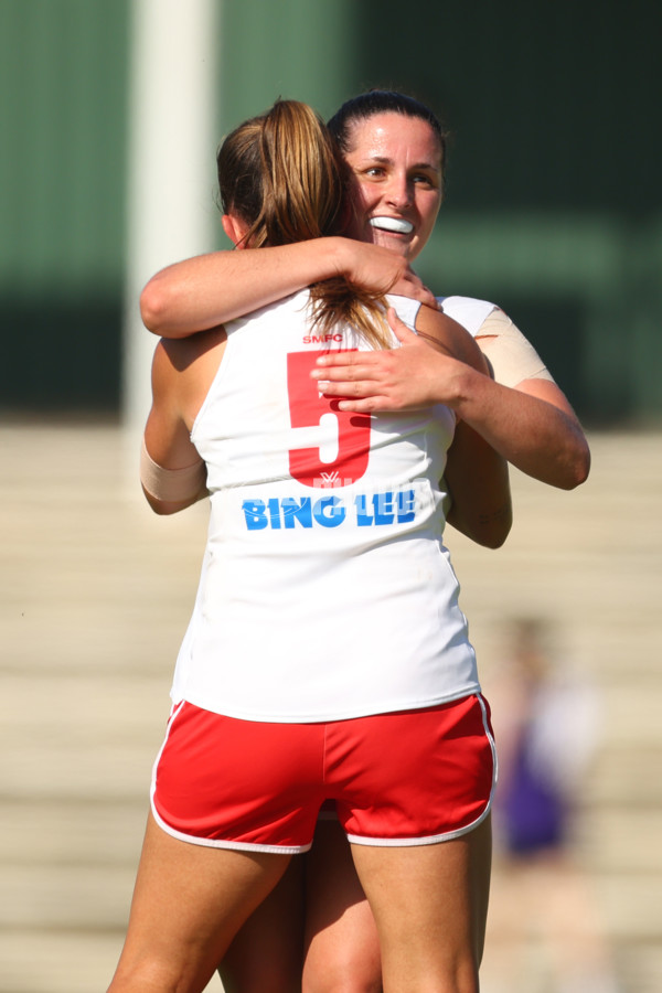 AFLW 2023 Round 10 - Fremantle v Sydney - A-45016036