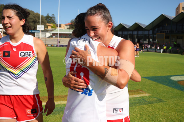 AFLW 2023 Round 10 - Fremantle v Sydney - A-45016045