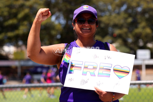 AFLW 2023 Round 10 - Fremantle v Sydney - A-45021001