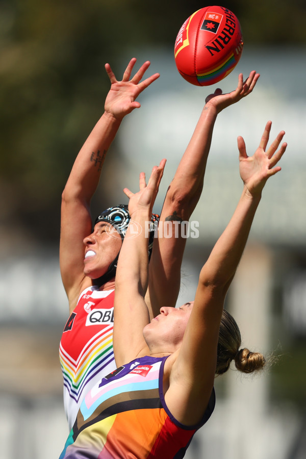 AFLW 2023 Round 10 - Fremantle v Sydney - A-45021011