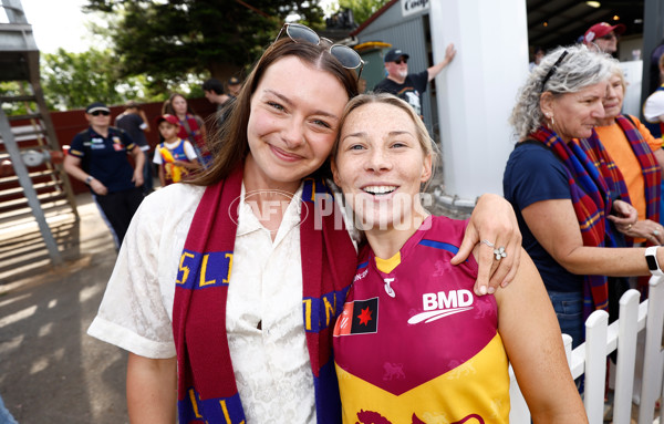 AFLW 2023 First Qualifying Final - Adelaide v Brisbane - A-45056957