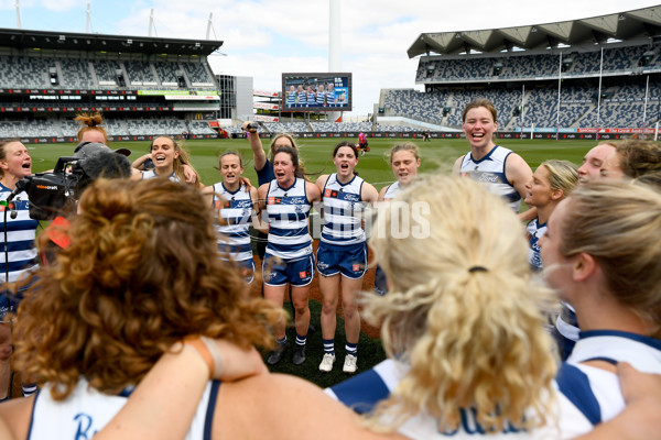 AFLW 2023 Second Elimination Final - Geelong v Essendon - A-45075700