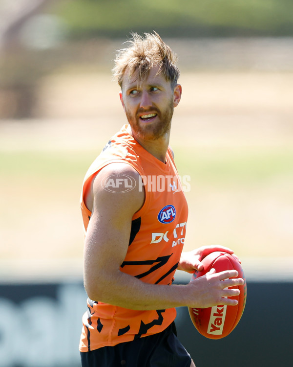 AFL 2023 Training - Essendon 131123 - A-45084576