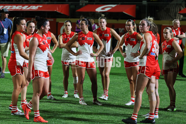 AFLW 2023 First Semi Final - Adelaide v Sydney - A-45112215