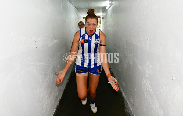 AFLW 2023 Second Preliminary Final - North Melbourne v Adelaide - A-45196357