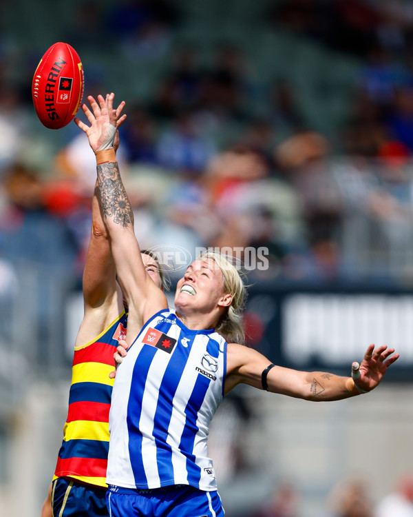 AFLW 2023 Second Preliminary Final - North Melbourne v Adelaide - A-45198507