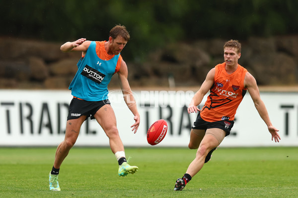 AFL 2023 Training - Essendon 091223 - A-45876979