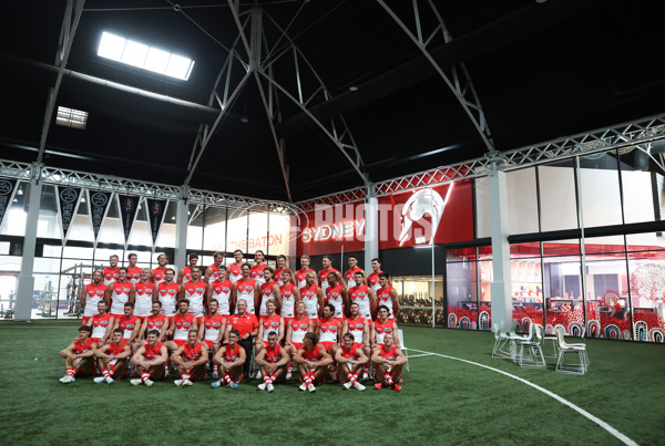 AFL 2024 Media - Sydney Team Photo Day - A-45900556