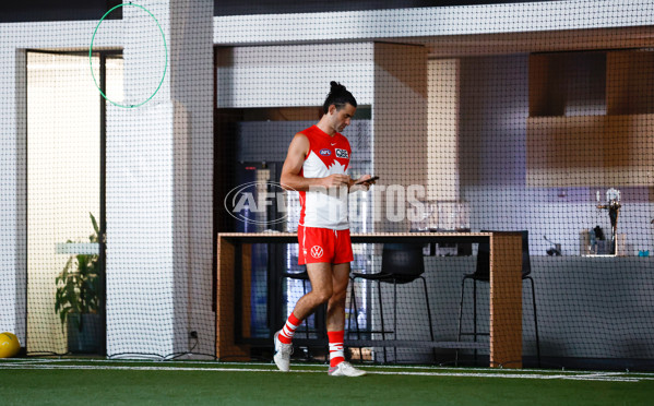 AFL 2024 Media - Sydney Team Photo Day - A-45904867