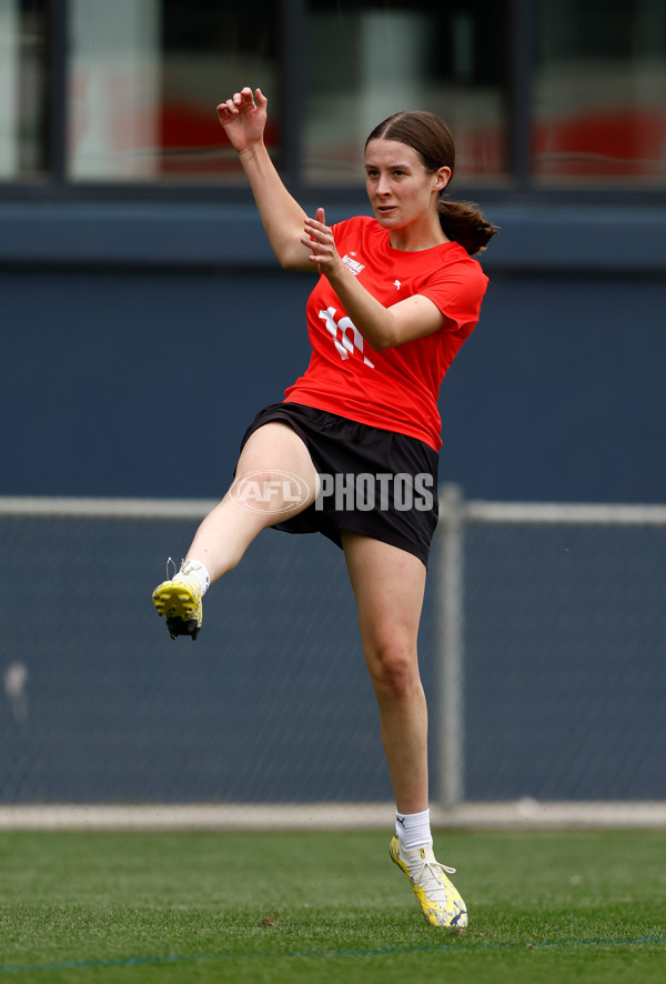 AFLW 2024 Training - AFL National Academy Girls 190124 - A-45906005