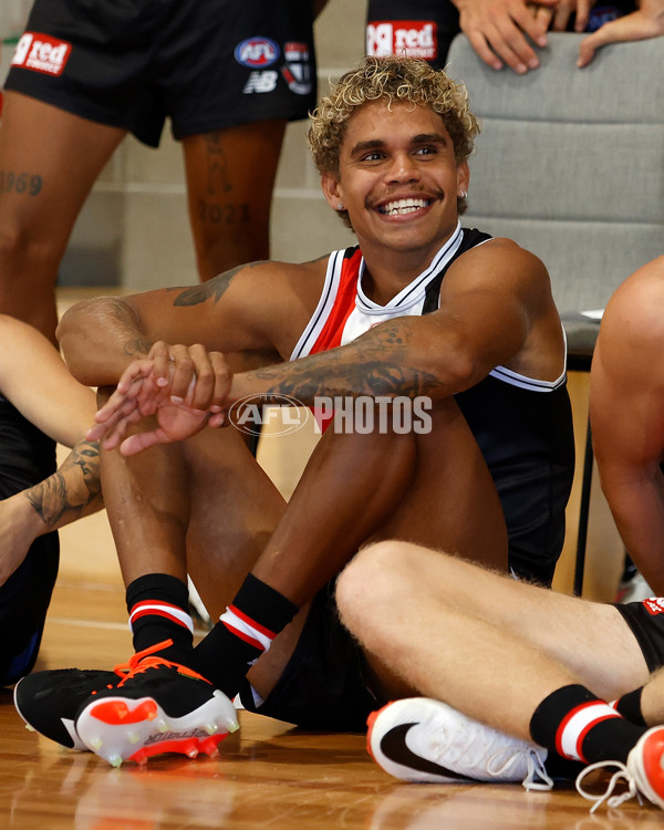 AFL 2024 Media - St Kilda Team Photo Day - A-45952241