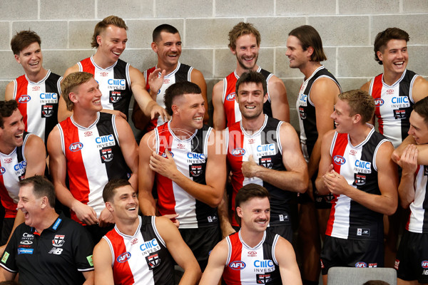 AFL 2024 Media - St Kilda Team Photo Day - A-45957280