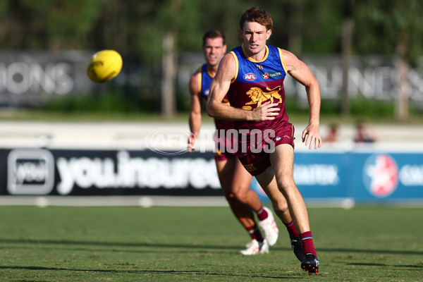 AFL 2024 Match Simulation - Brisbane v Gold Coast - A-46040426