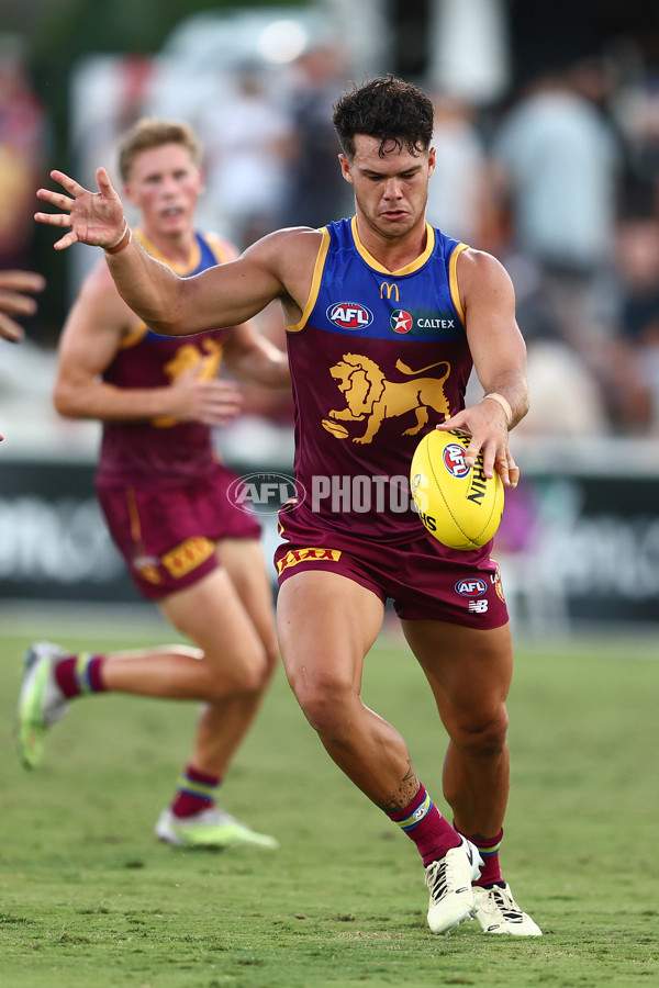 AFL 2024 Match Simulation - Brisbane v Gold Coast - A-46040741