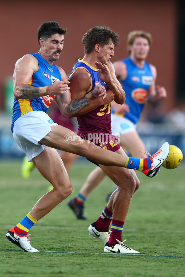 AFL 2024 Match Simulation - Brisbane v Gold Coast - A-46040744