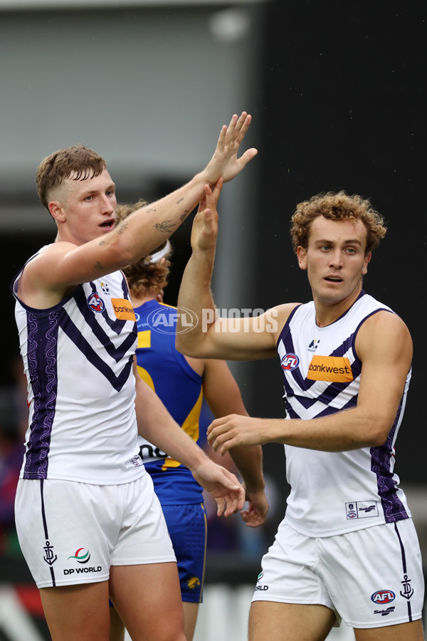 AFL 2024 Match Simulation - West Coast v Fremantle - A-46056074