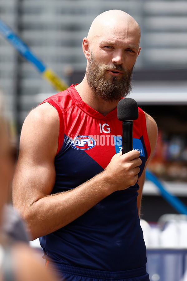 AFL 2024 Media - Sydney Opening Round Media Opportunity - A-46316217