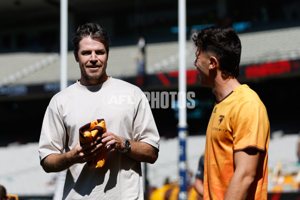 AFL 2024 Round 01 - Essendon v Hawthorn - A-46513869