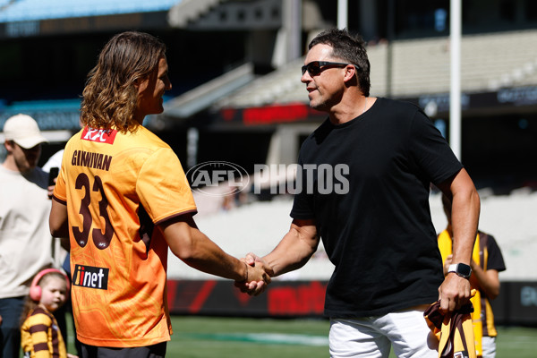 AFL 2024 Round 01 - Essendon v Hawthorn - A-46513874