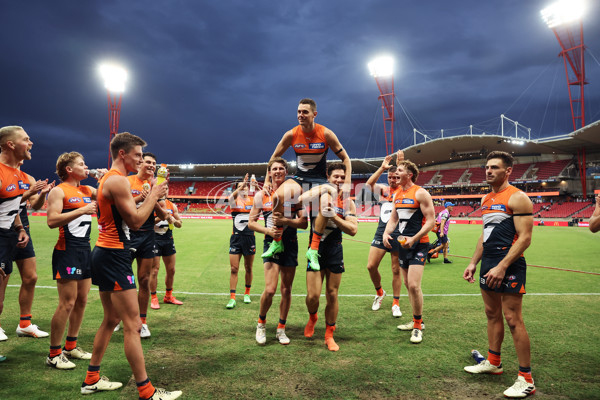 AFL 2024 Round 01 - GWS v North Melbourne - A-46518690