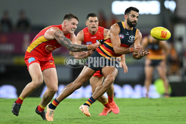 AFL 2024 Round 01 - Gold Coast v Adelaide - A-46532150