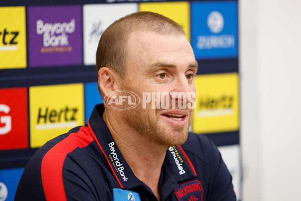 AFL 2024 Round 01 - Melbourne v Western Bulldogs - A-46549254