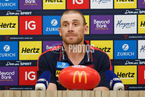 AFL 2024 Round 01 - Melbourne v Western Bulldogs - A-46549258